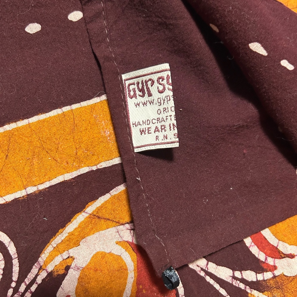 Vibrant Abstract Patterned Fabric - Picture 4 of 6
